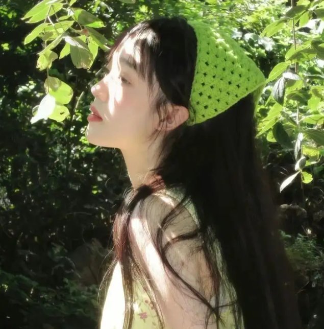 指尖相触，恋恋不舍