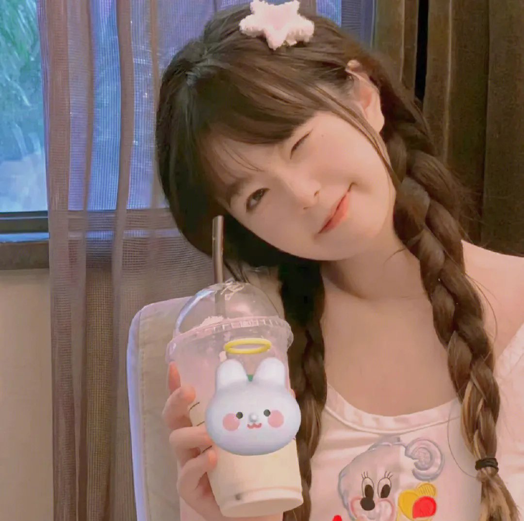 一觉醒来我嫁给了反派大佬